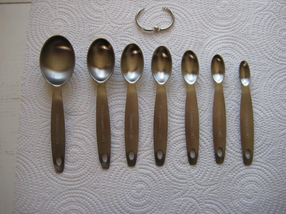 Stainless Steel Measuring Spoons Set for Dry or Liquid - Fits in